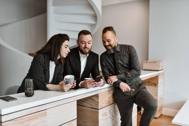 Descubre todo sobre Vape y el uso de cigarrillos electronicos en el avion para un vuelo seguro y sin problemas